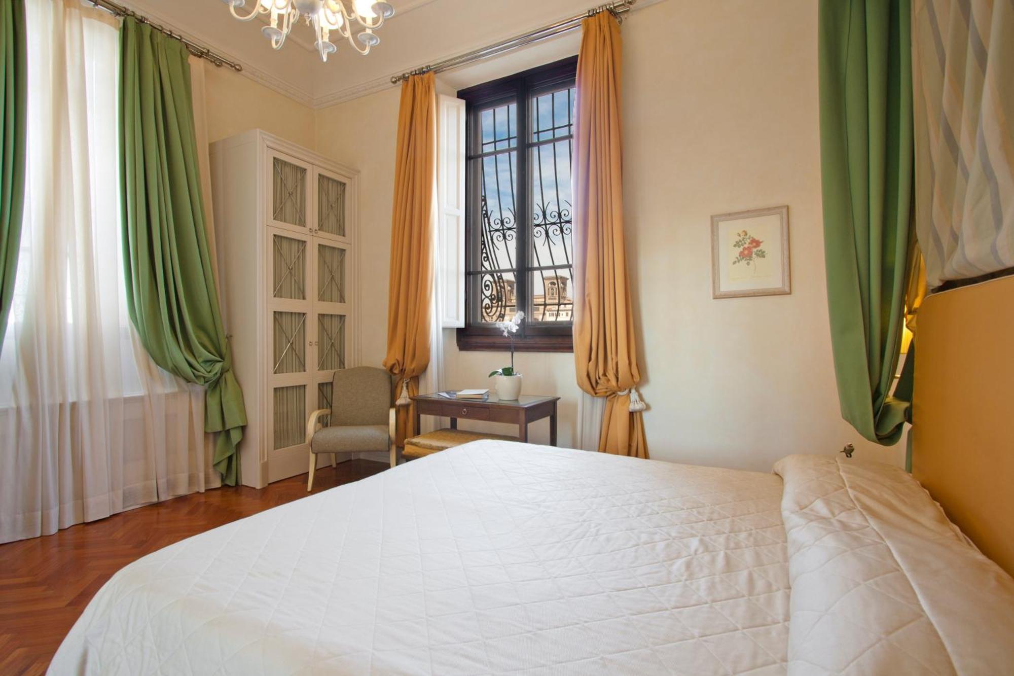 Serristori Palace Residence Florence Luaran gambar